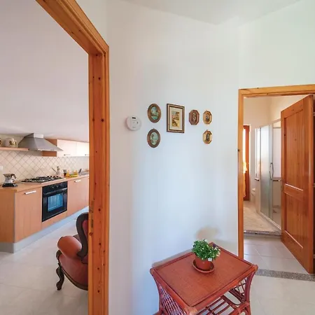 Nice Apartment In Porto Alabe With Wifi Magomadas
