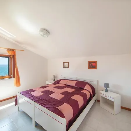Beautiful In Porto Alabe With Kitchen Apartment Magomadas